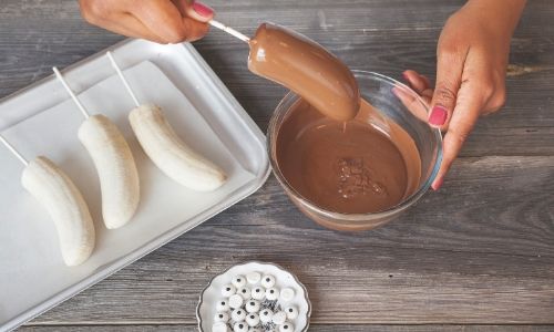 Make Your Own Mummified Bananas how to
